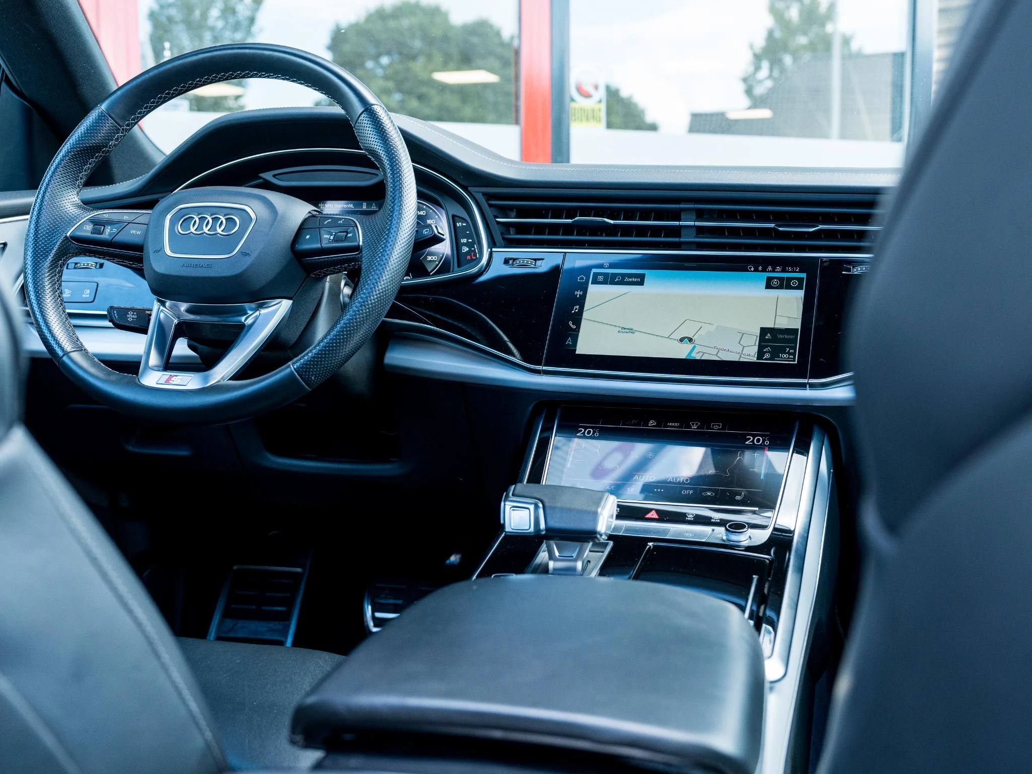 Hoofdafbeelding Audi Q8