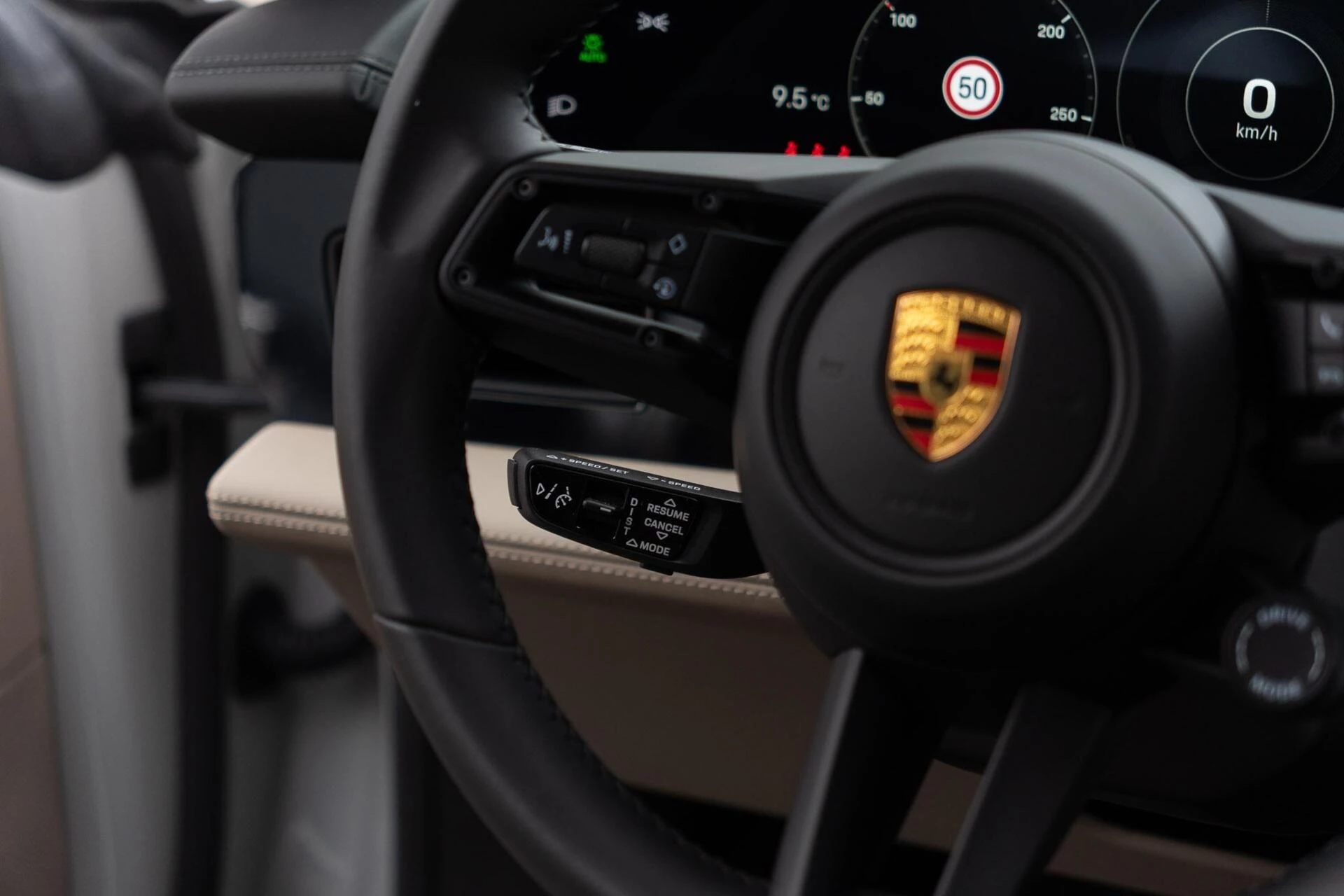 Hoofdafbeelding Porsche Taycan