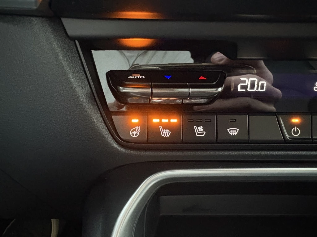 Hoofdafbeelding Mazda CX-60