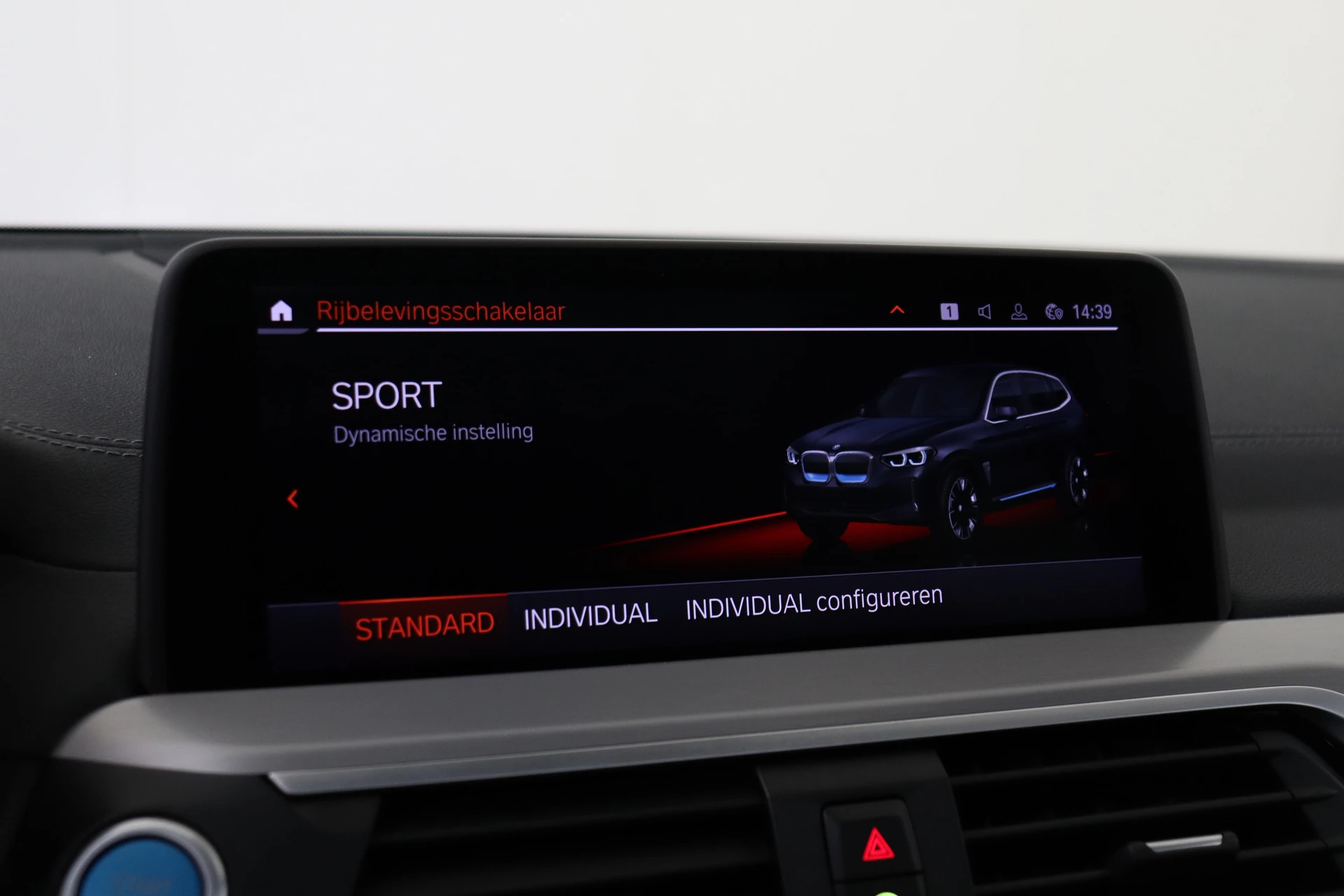 Hoofdafbeelding BMW iX3