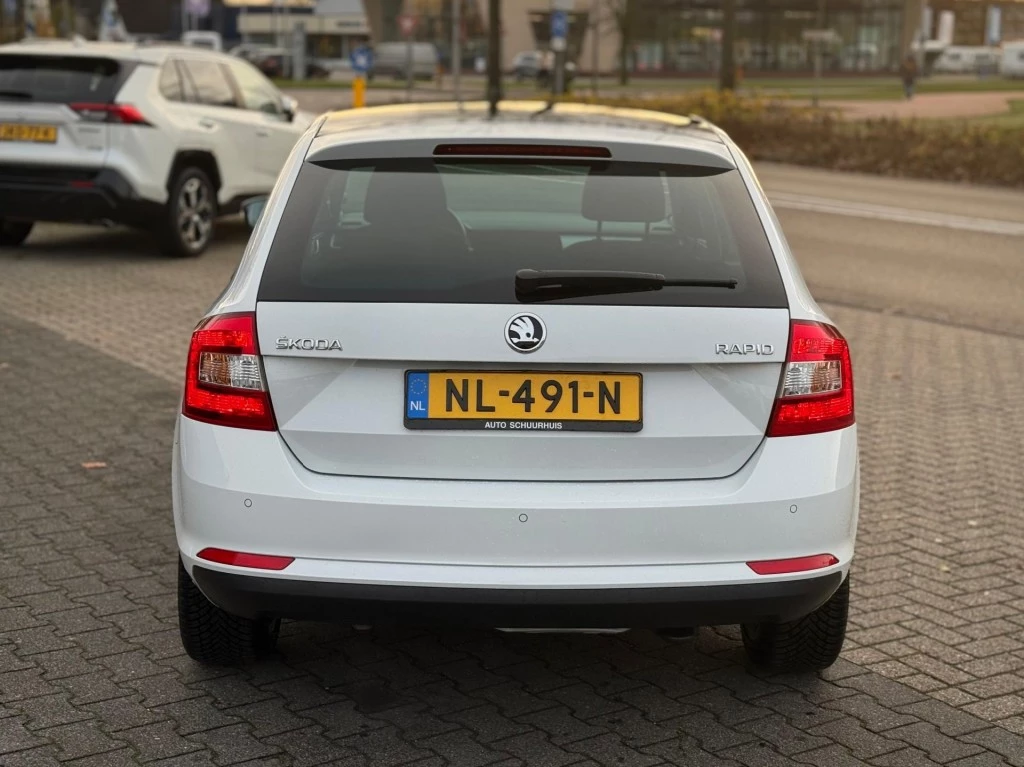 Hoofdafbeelding Škoda Rapid