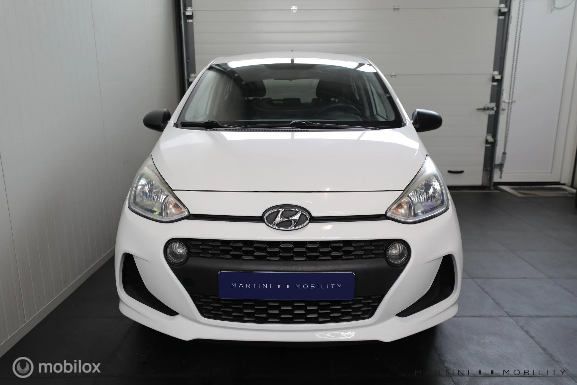 Hoofdafbeelding Hyundai i10