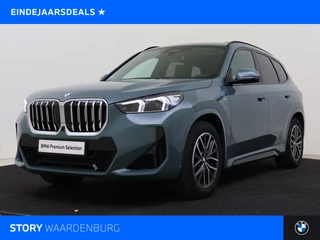 BMW X1 xDrive23i High Executive M Sport Automaat / Panoramadak / Trekhaak / Sportstoelen / Adaptieve LED / Comfort Access / Head-Up / Parking Assistant Plus / Stuurverwarming