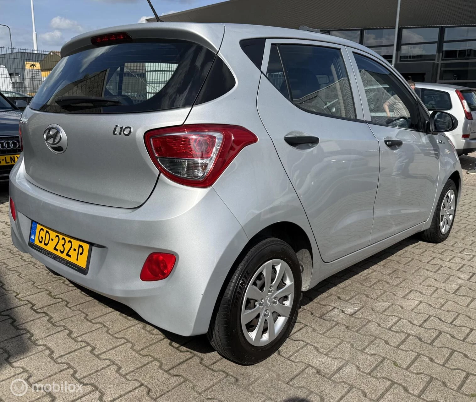 Hoofdafbeelding Hyundai i10