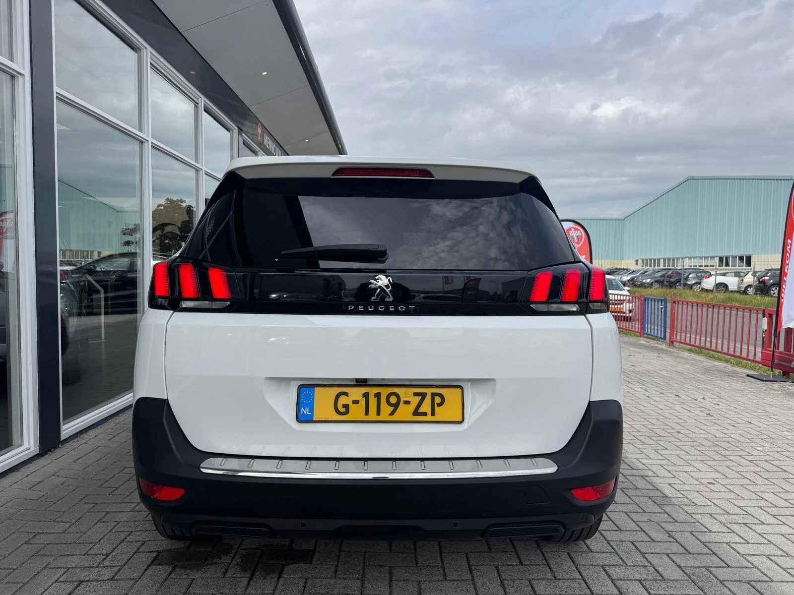 Hoofdafbeelding Peugeot 5008