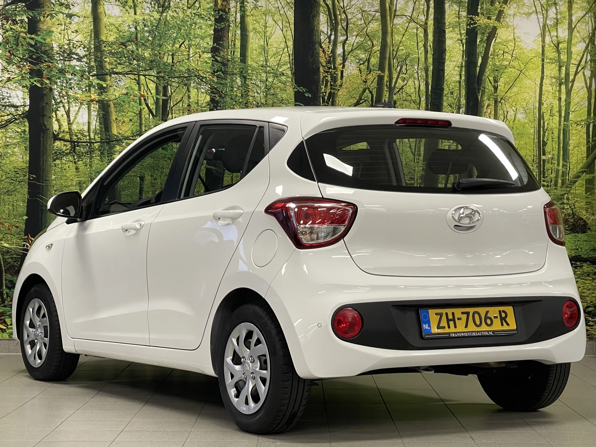 Hoofdafbeelding Hyundai i10