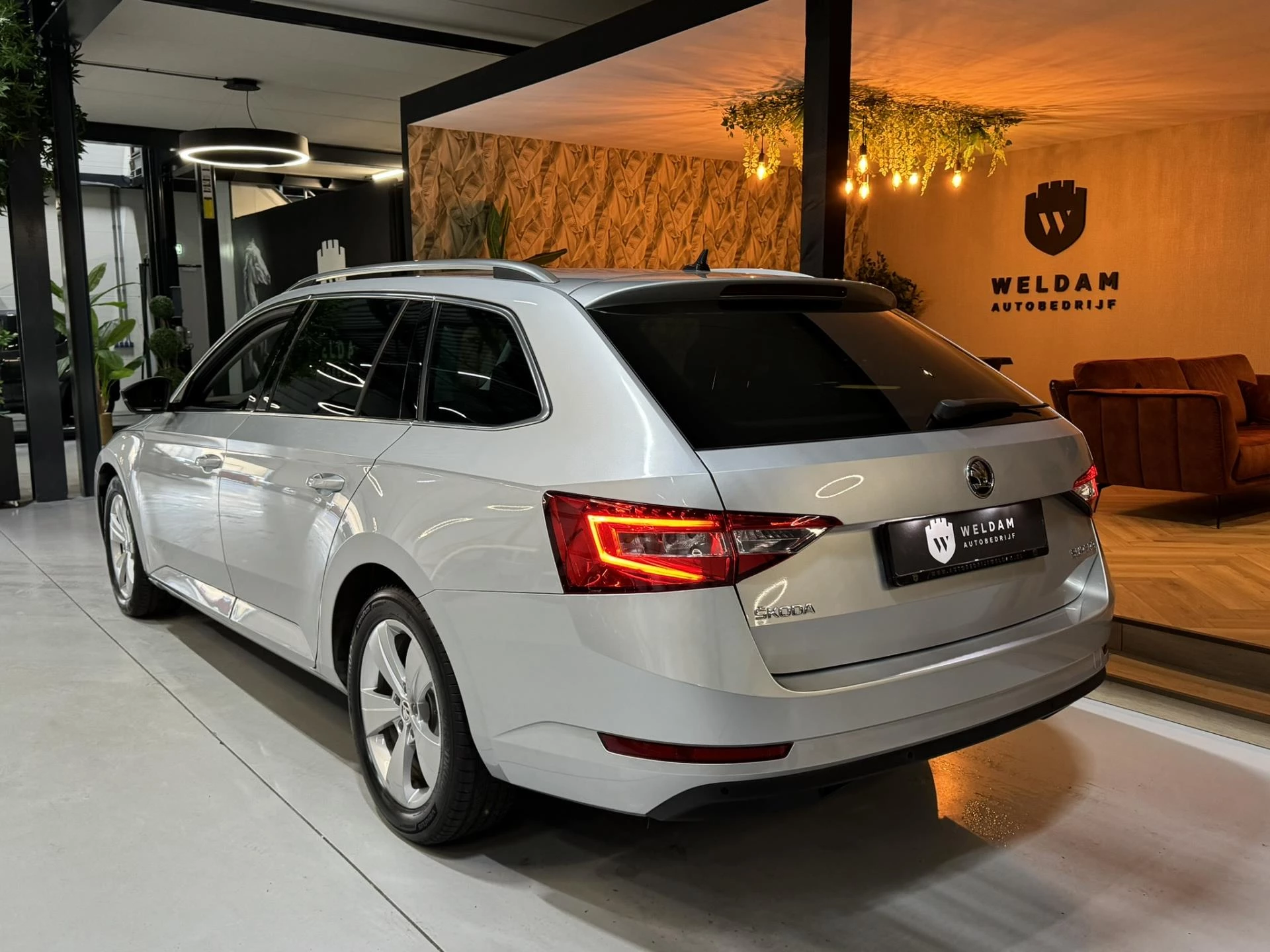 Hoofdafbeelding Škoda Superb