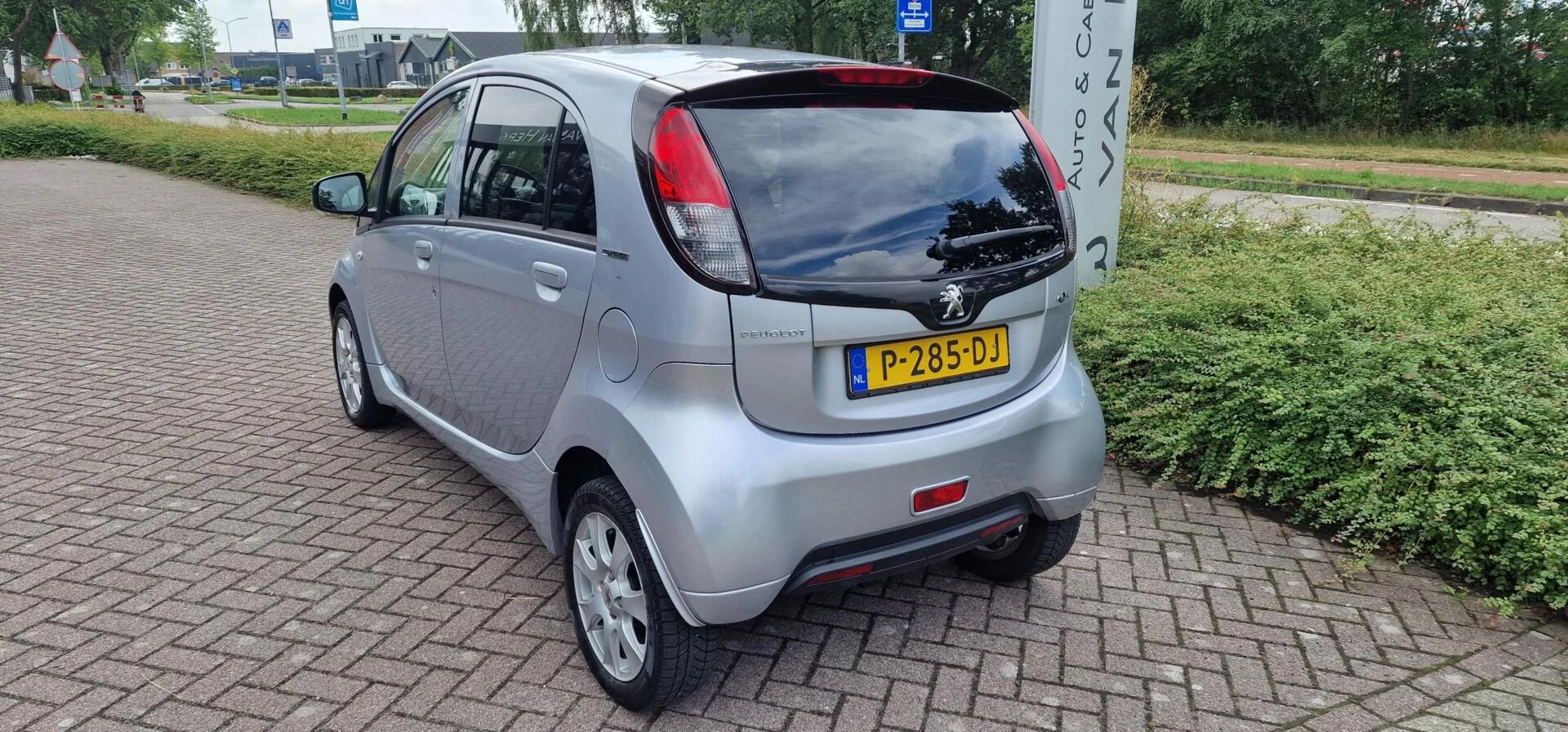 Hoofdafbeelding Peugeot iOn