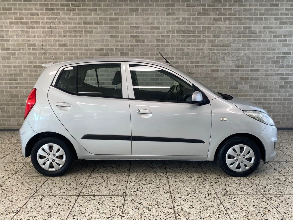 Hoofdafbeelding Hyundai i10