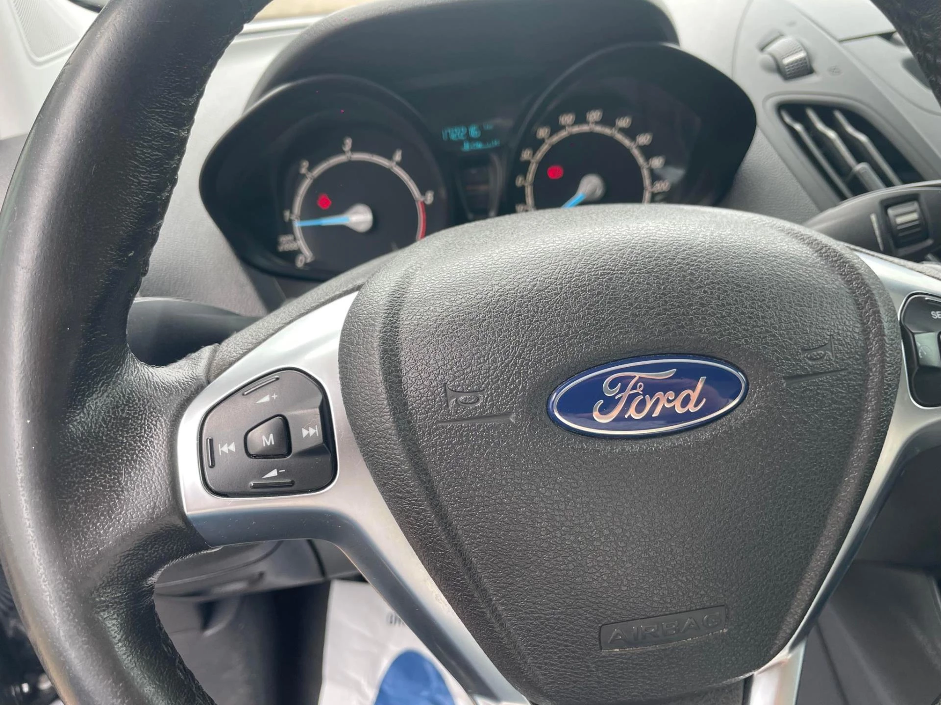 Hoofdafbeelding Ford Transit Courier