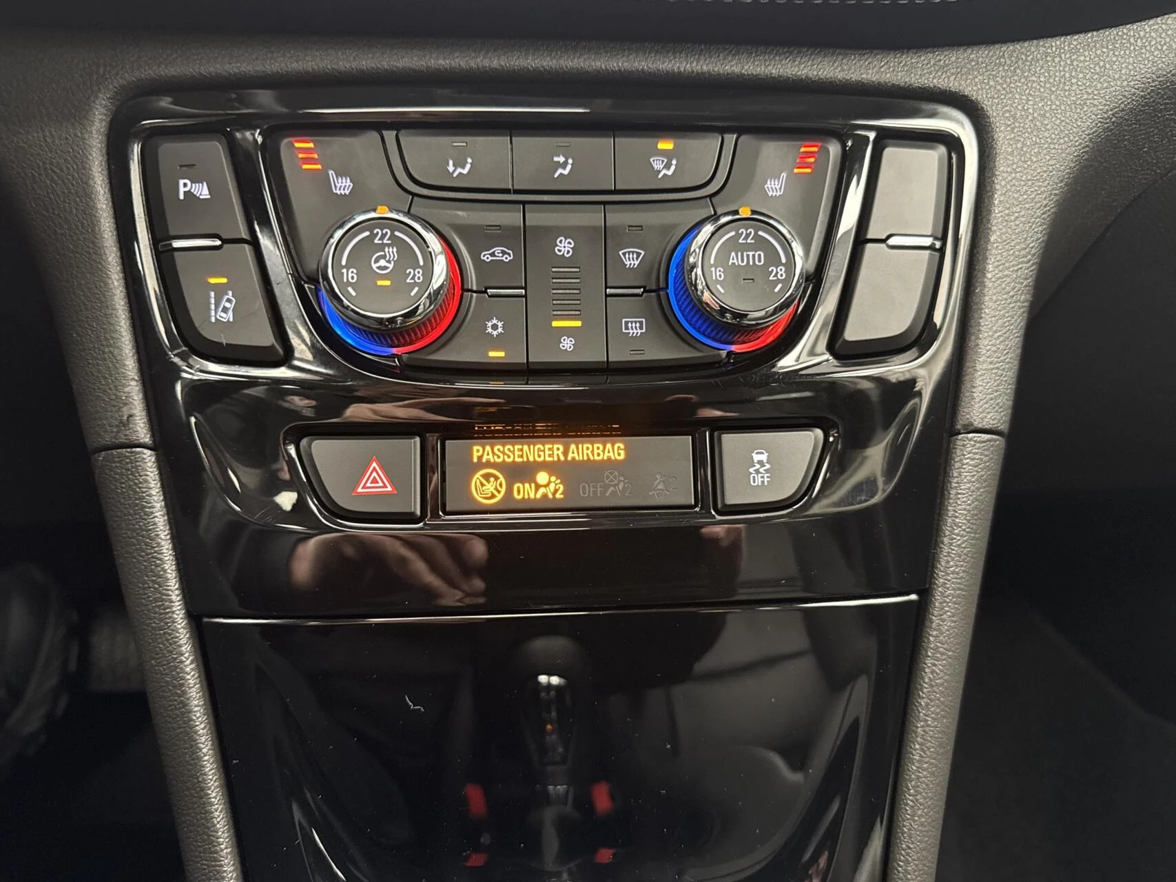 Hoofdafbeelding Opel Mokka X