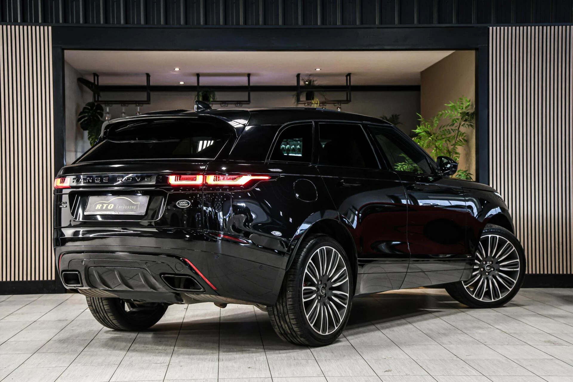 Hoofdafbeelding Land Rover Range Rover Velar