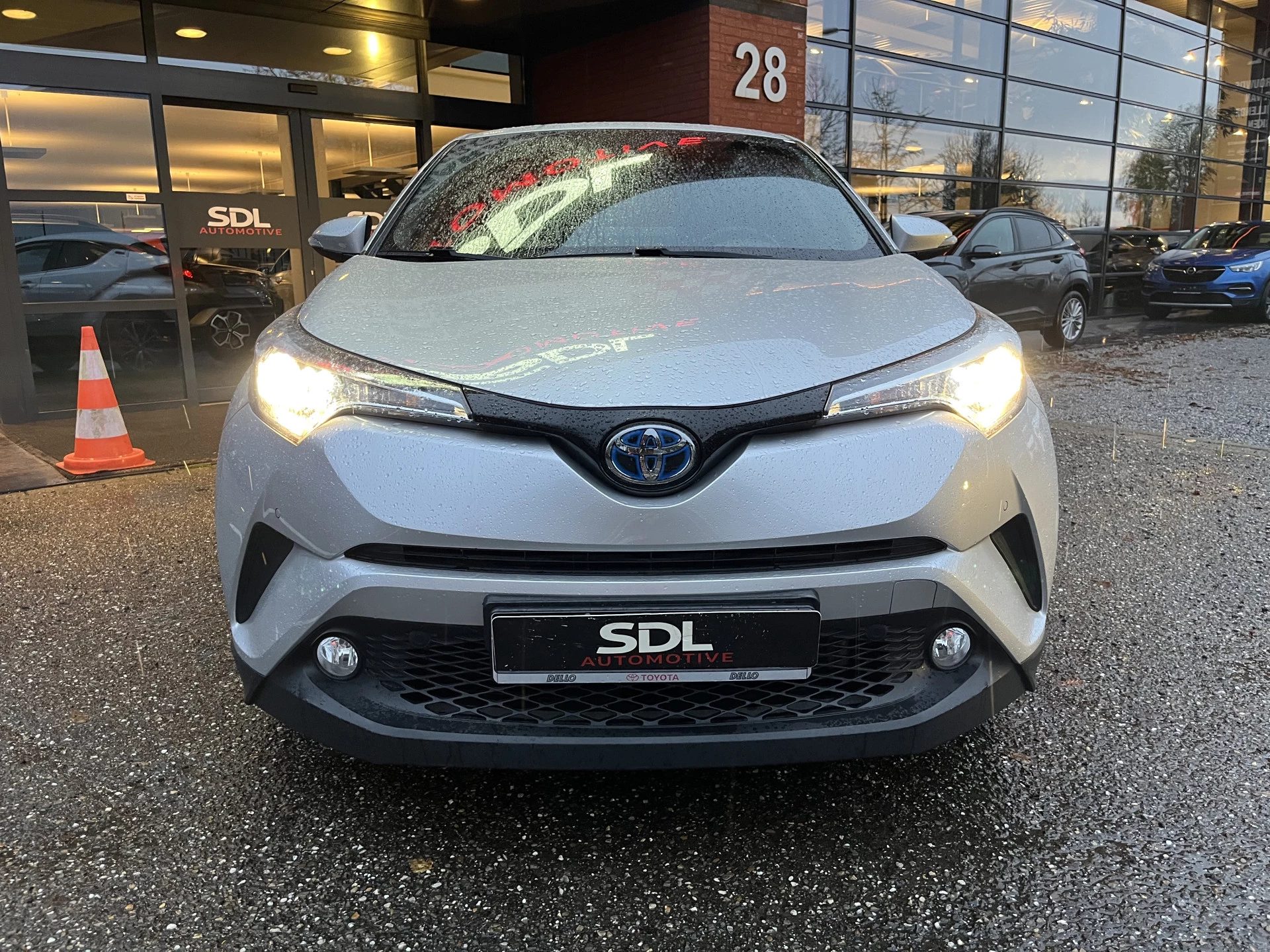 Hoofdafbeelding Toyota C-HR