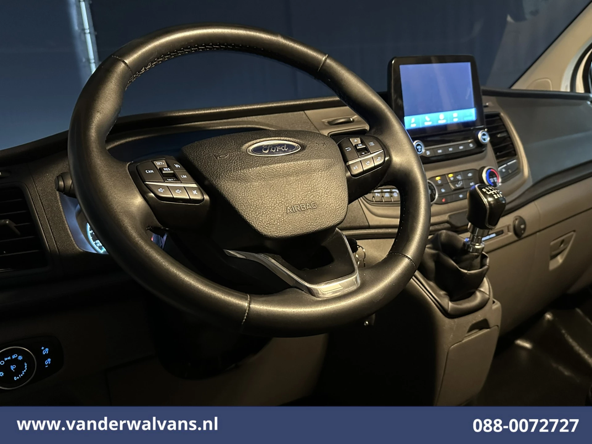 Hoofdafbeelding Ford Transit Custom