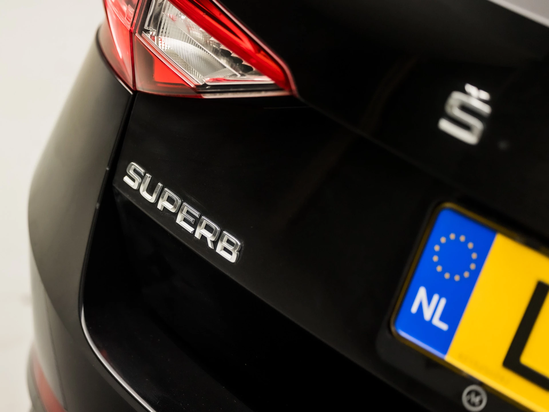 Hoofdafbeelding Škoda Superb