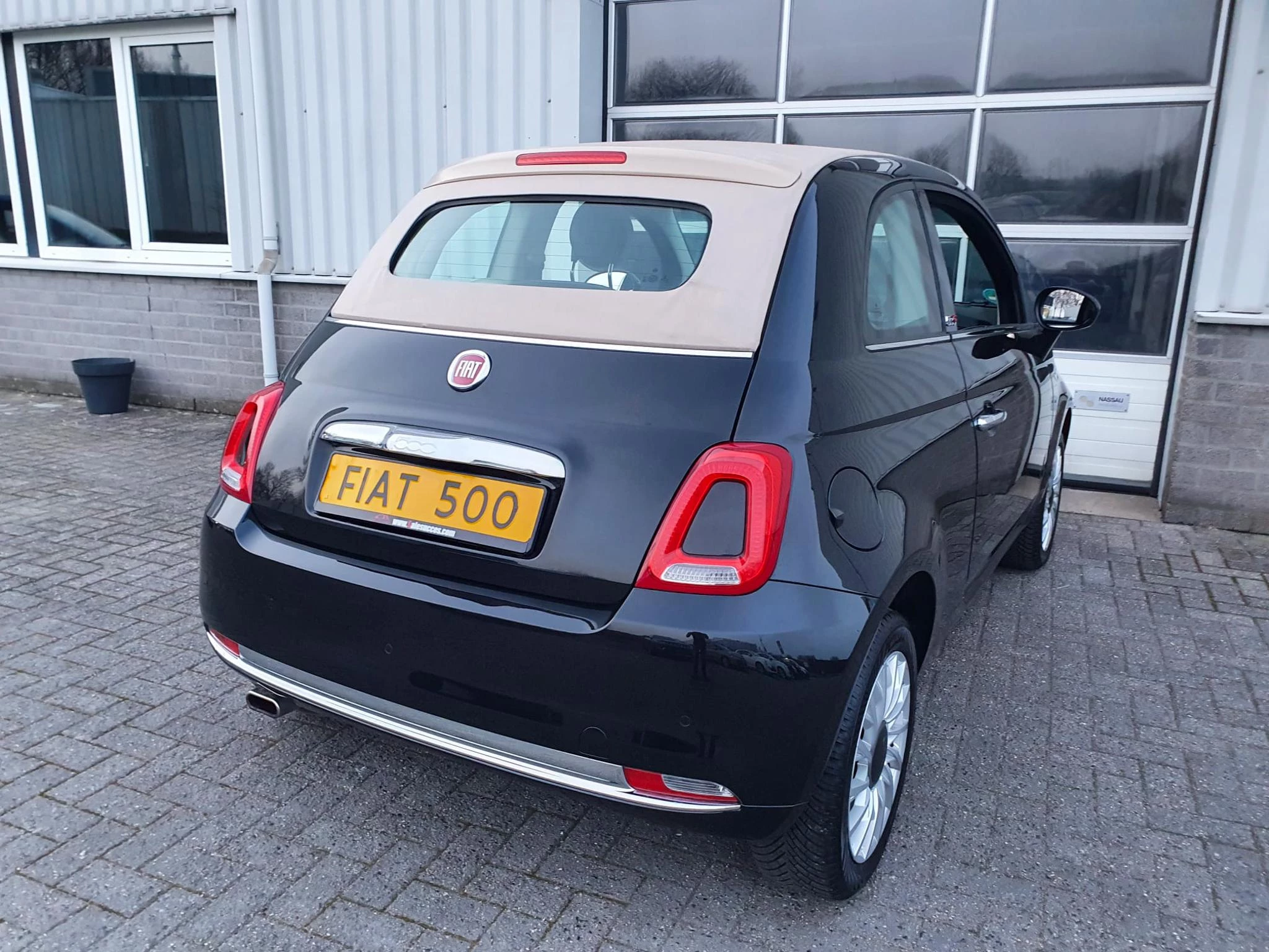 Hoofdafbeelding Fiat 500C
