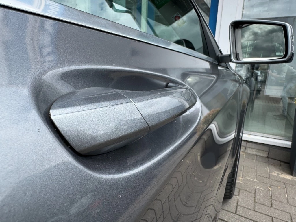 Hoofdafbeelding Mercedes-Benz 200