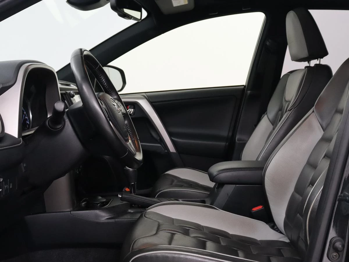 Hoofdafbeelding Toyota RAV4