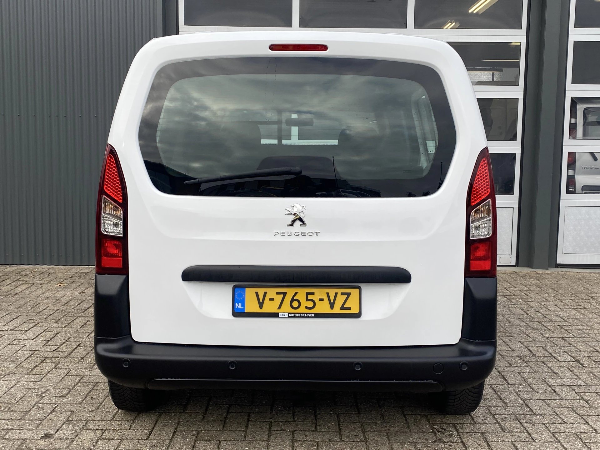 Hoofdafbeelding Peugeot Partner