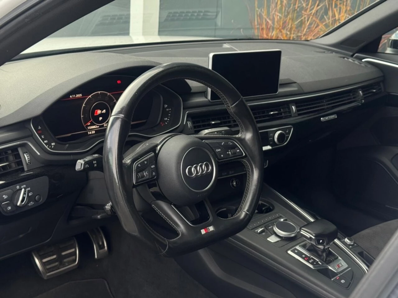 Hoofdafbeelding Audi S4