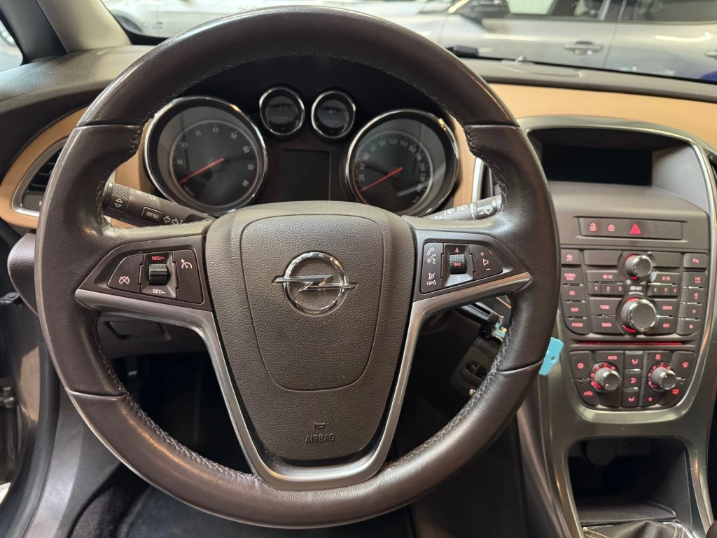 Hoofdafbeelding Opel Astra