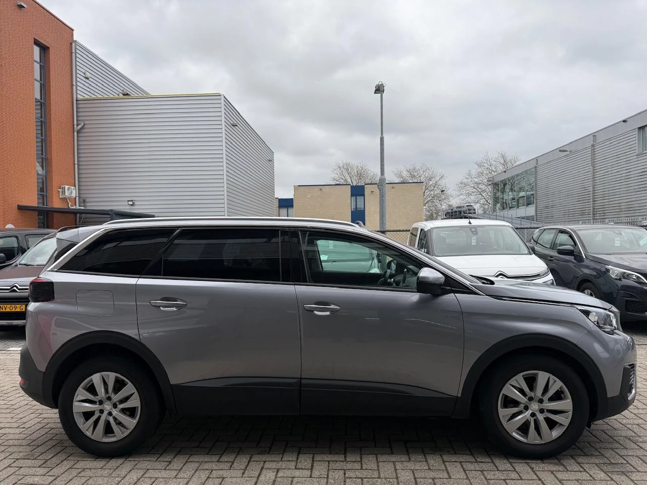 Hoofdafbeelding Peugeot 5008