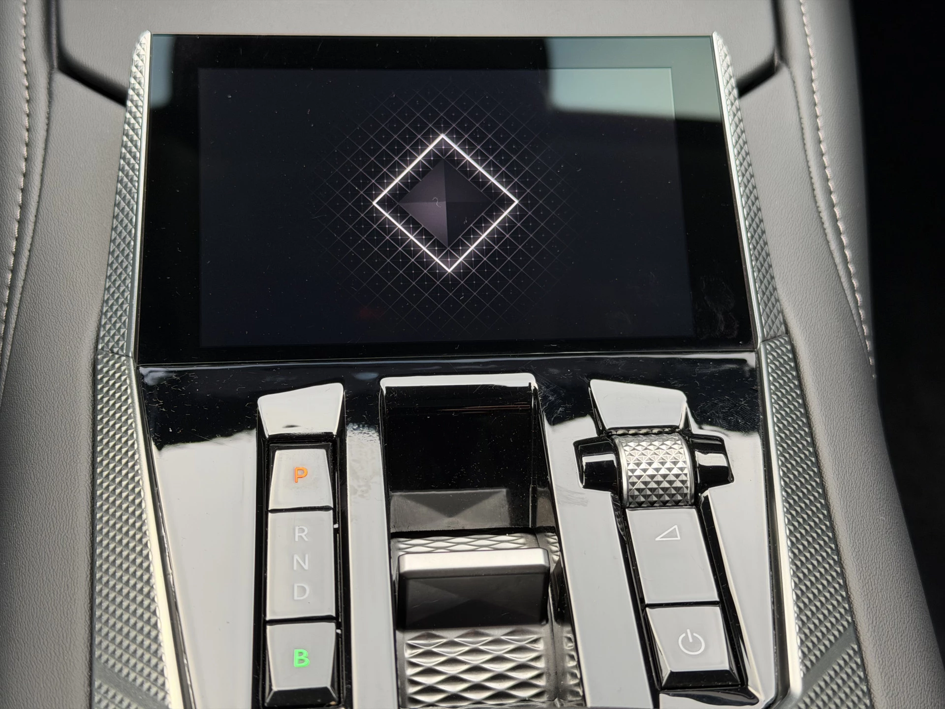 Hoofdafbeelding DS DS 4