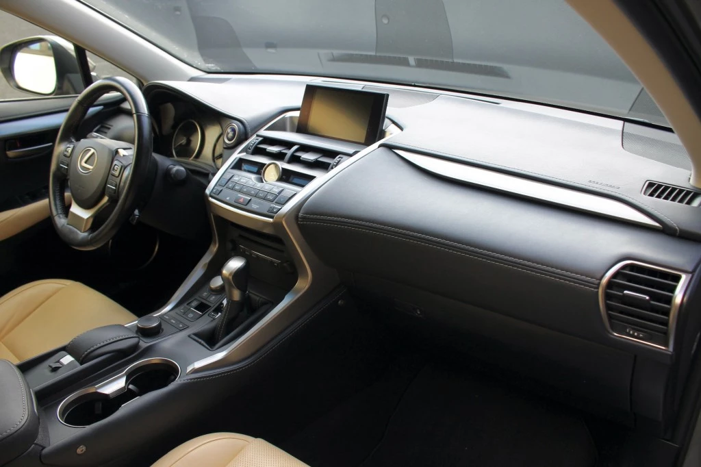 Hoofdafbeelding Lexus NX