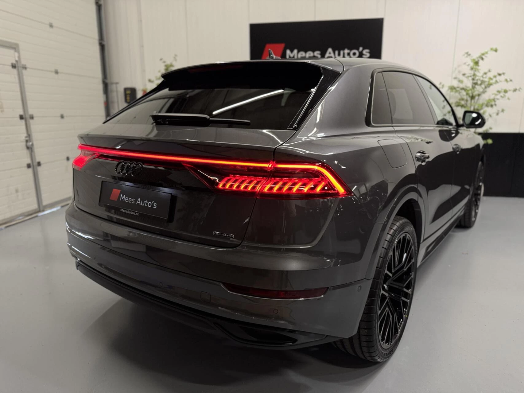 Hoofdafbeelding Audi Q8