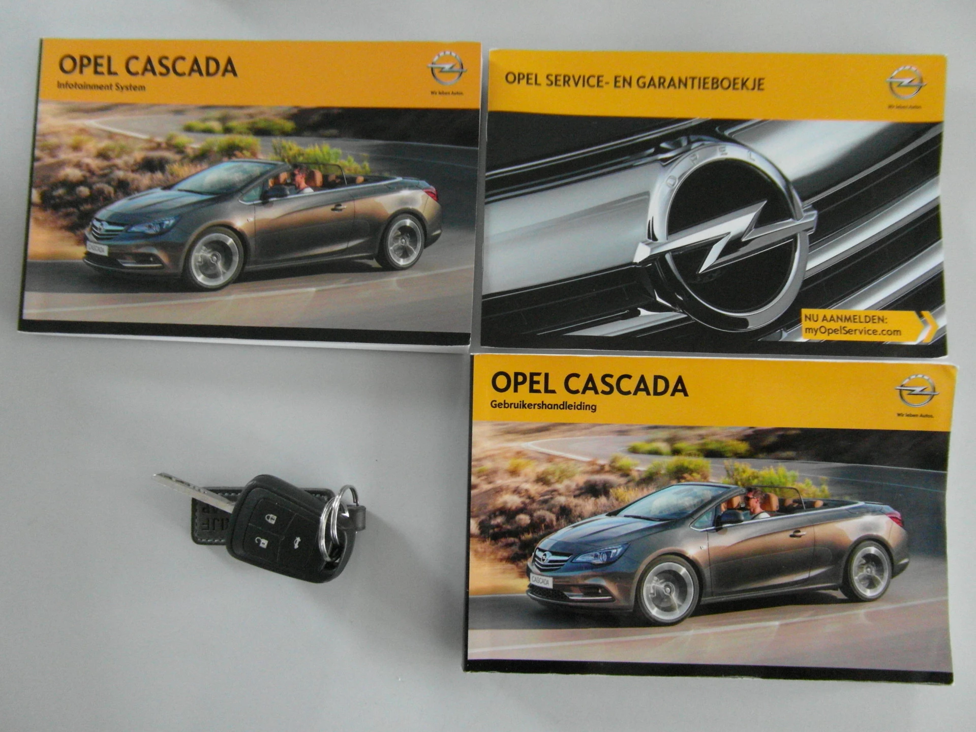 Hoofdafbeelding Opel Cascada