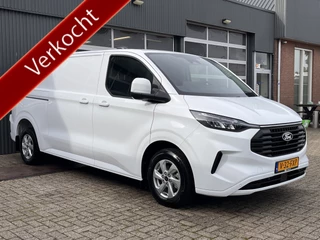 Ford Transit Custom 2.0 TDCI 136pk L2H1 Limited Airco Cruise controle Trekhaak 2500kg Stoelverwarming Stuurverwarming Apple carplay Navigatiesysteem Camera Parkeersensoren Betimmering Euro 6