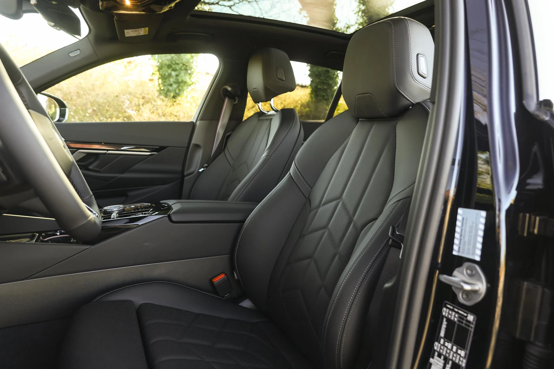 Hoofdafbeelding BMW i5