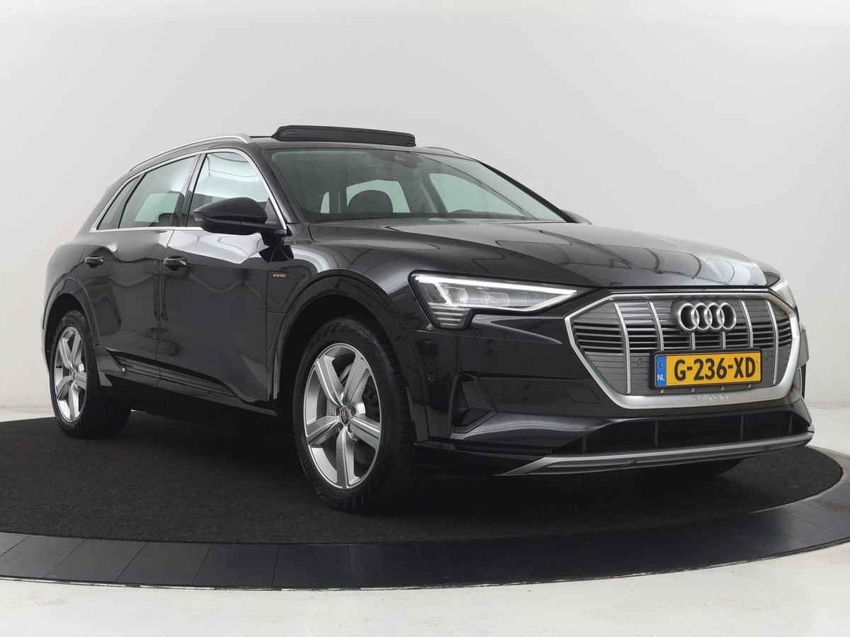 Hoofdafbeelding Audi e-tron