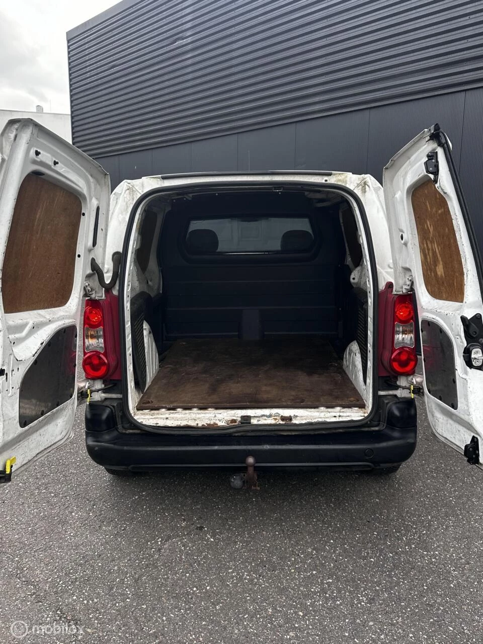 Hoofdafbeelding Peugeot Partner