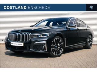 Hoofdafbeelding BMW 7 Serie BMW 7 Serie 745e High Executive M Sport Automaat / Schuif-kanteldak / Laserlicht / Active Steering / Soft Close / Parking Assistant Plus / Head-Up / Comfort Access