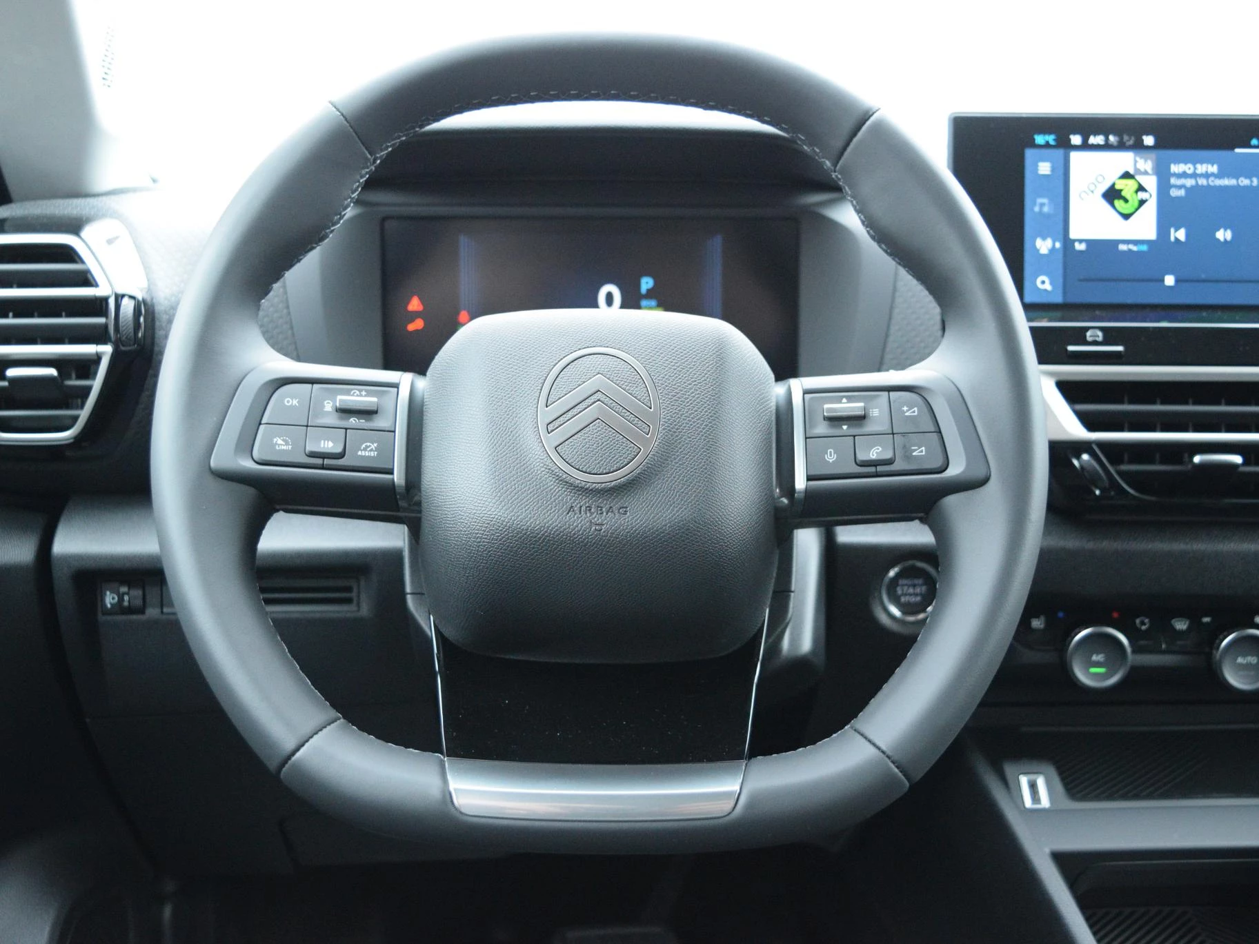 Hoofdafbeelding Citroën ë-C4