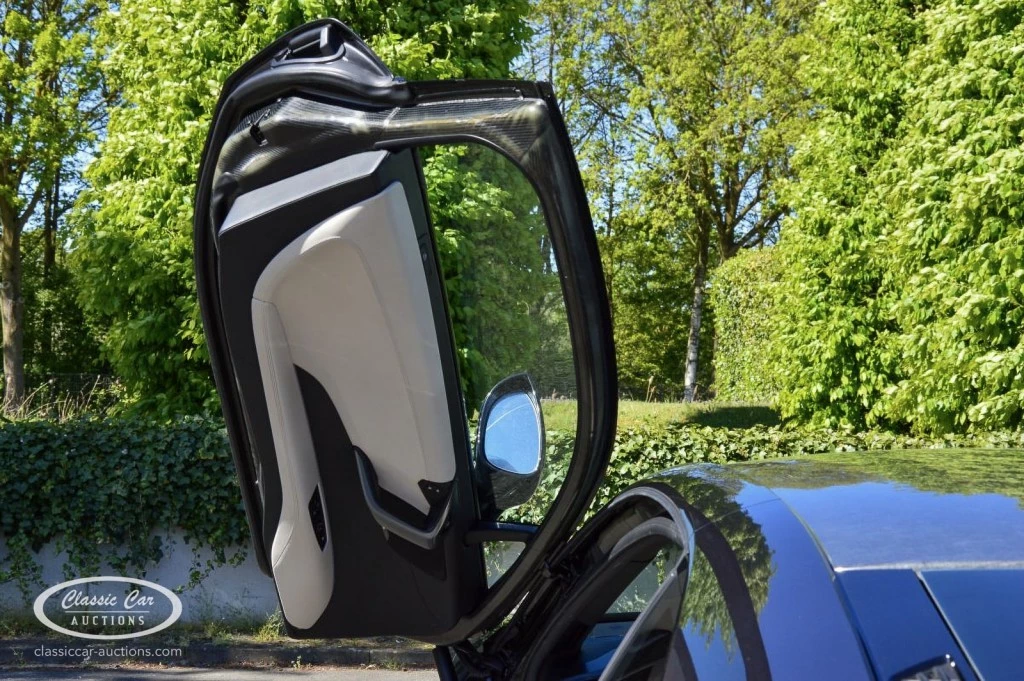 Hoofdafbeelding BMW i8