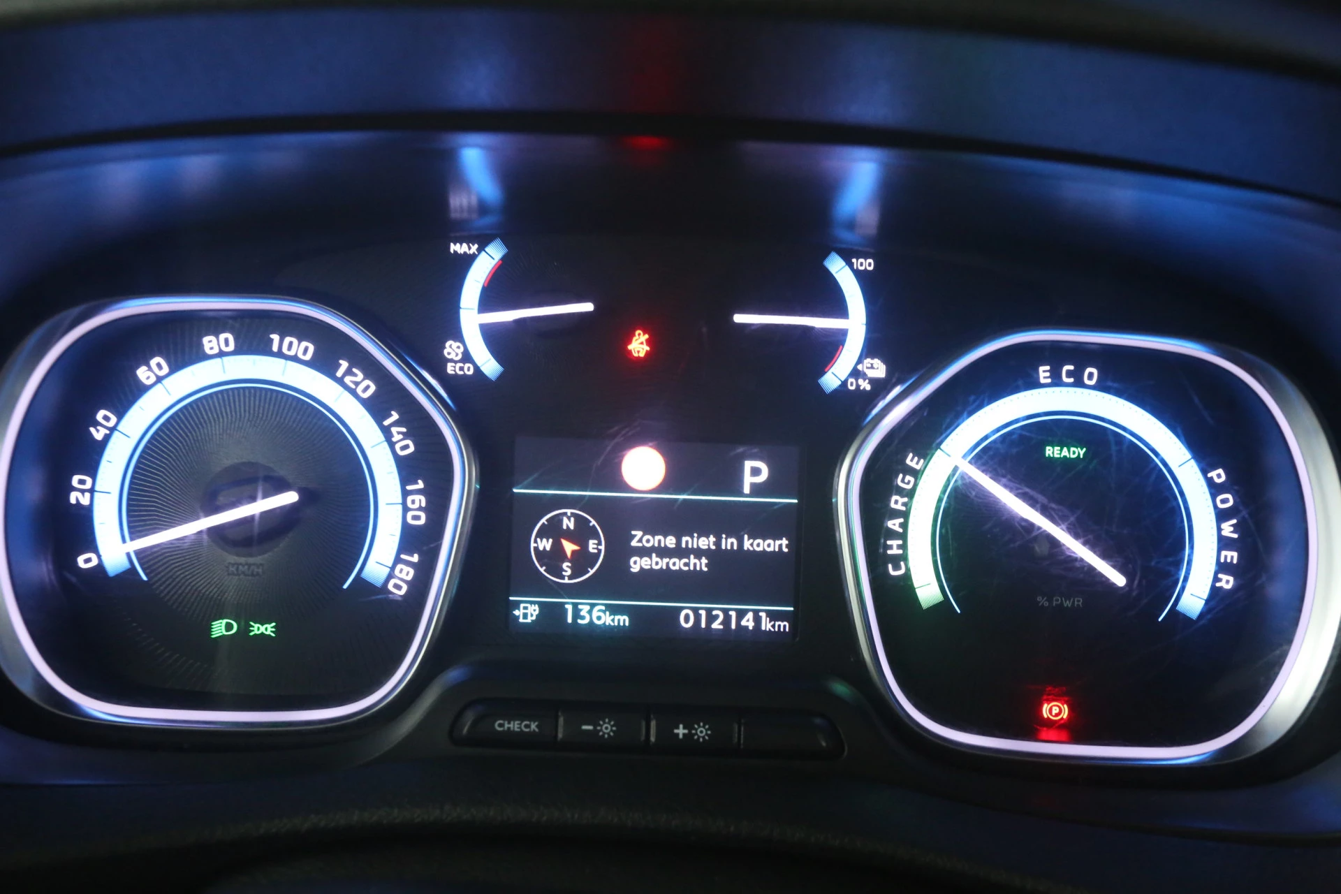 Hoofdafbeelding Peugeot e-Expert