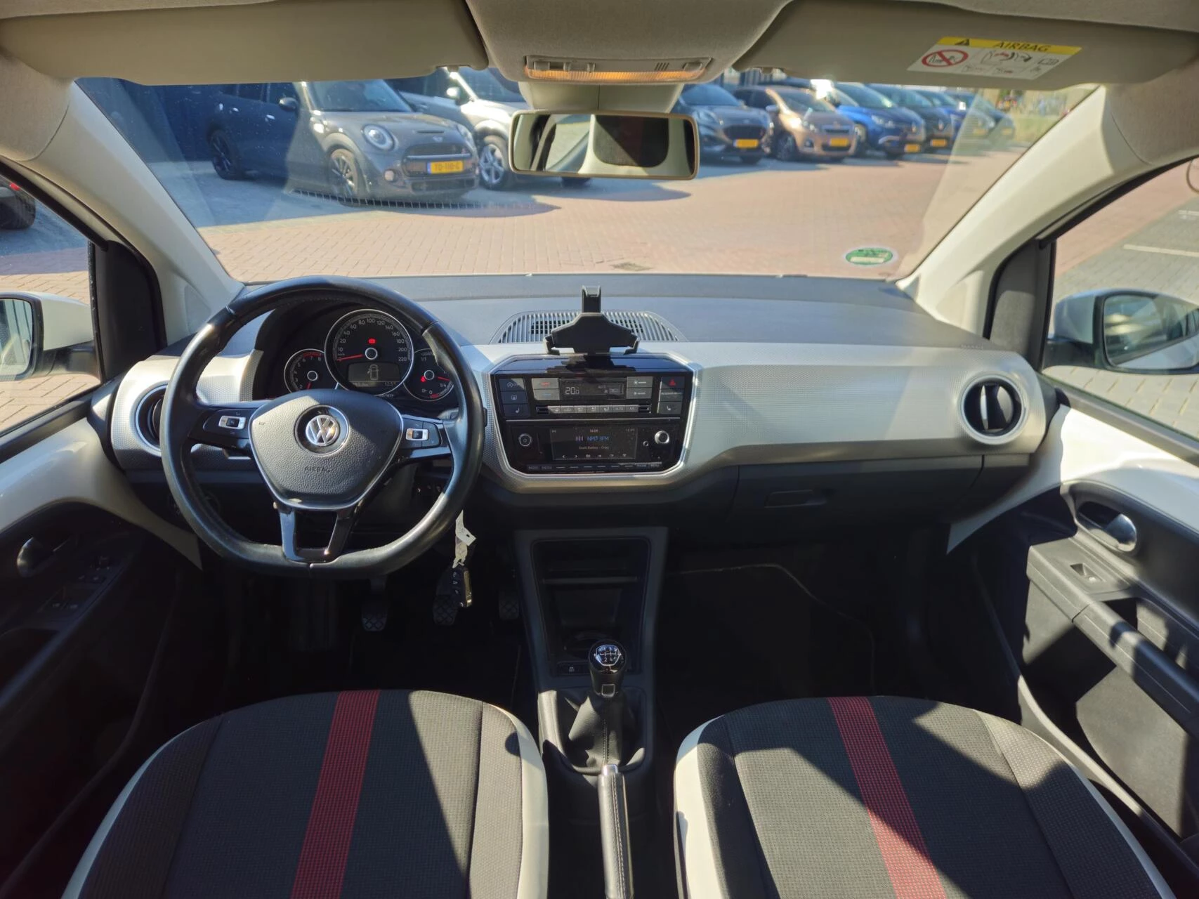 Hoofdafbeelding Volkswagen up!