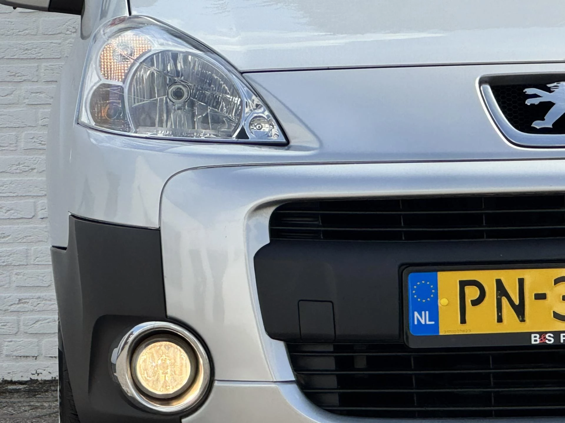 Hoofdafbeelding Peugeot Partner