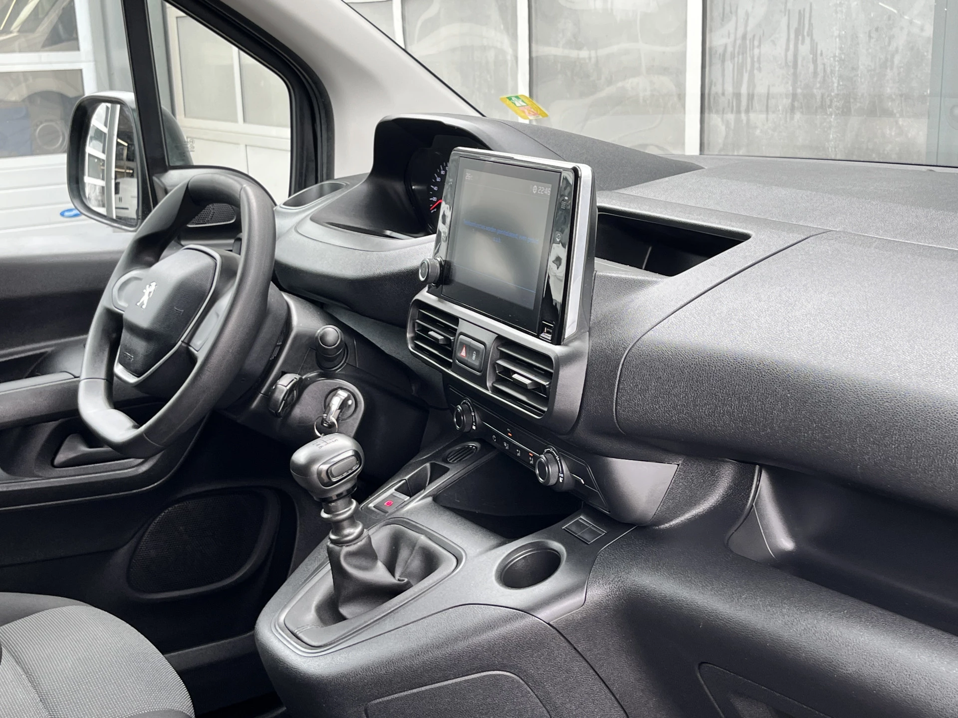 Hoofdafbeelding Peugeot Partner