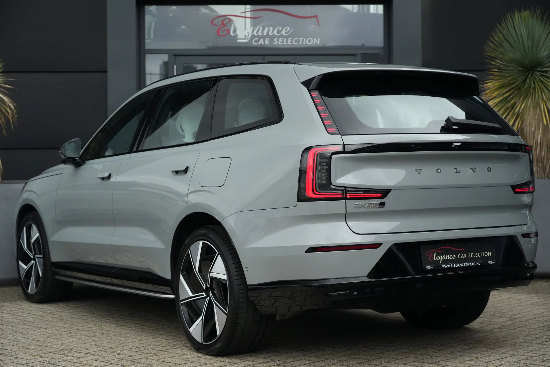Hoofdafbeelding Volvo EX90