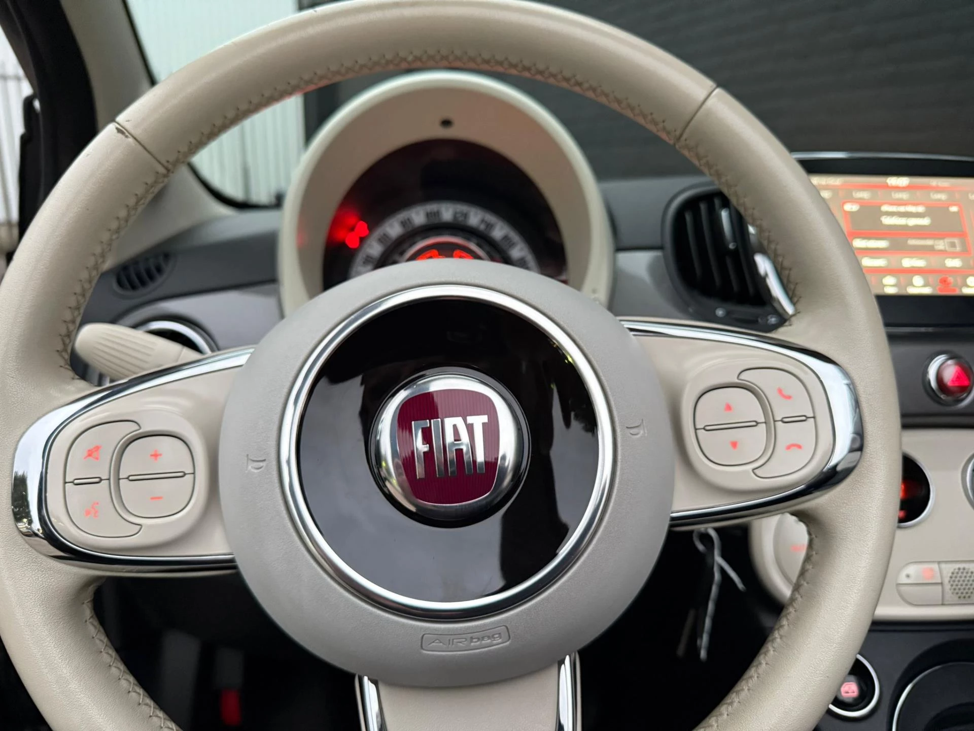 Hoofdafbeelding Fiat 500C