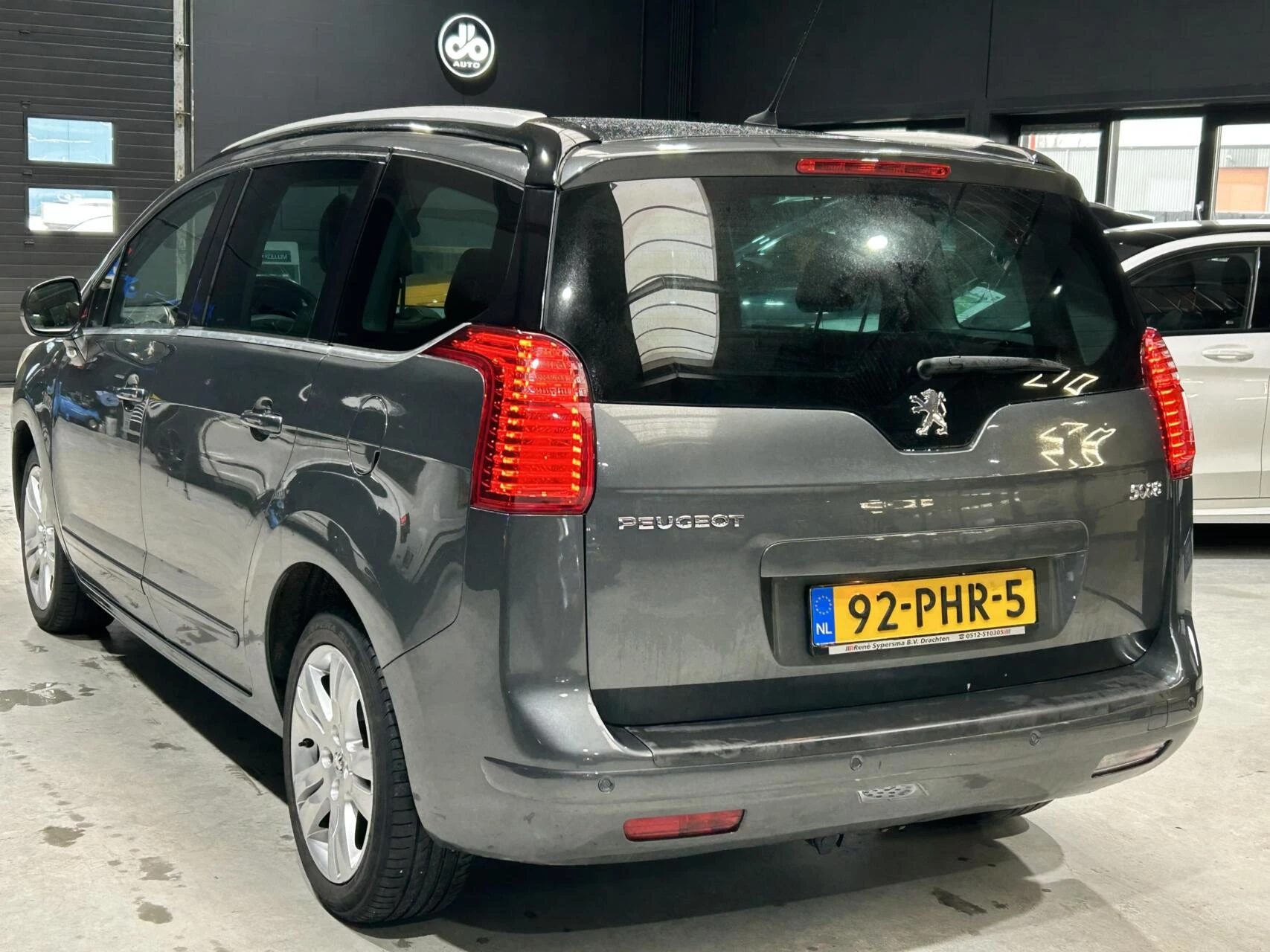 Hoofdafbeelding Peugeot 5008