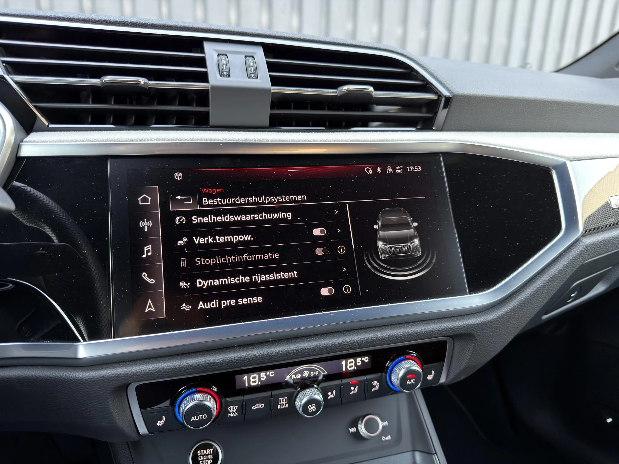 Hoofdafbeelding Audi Q3