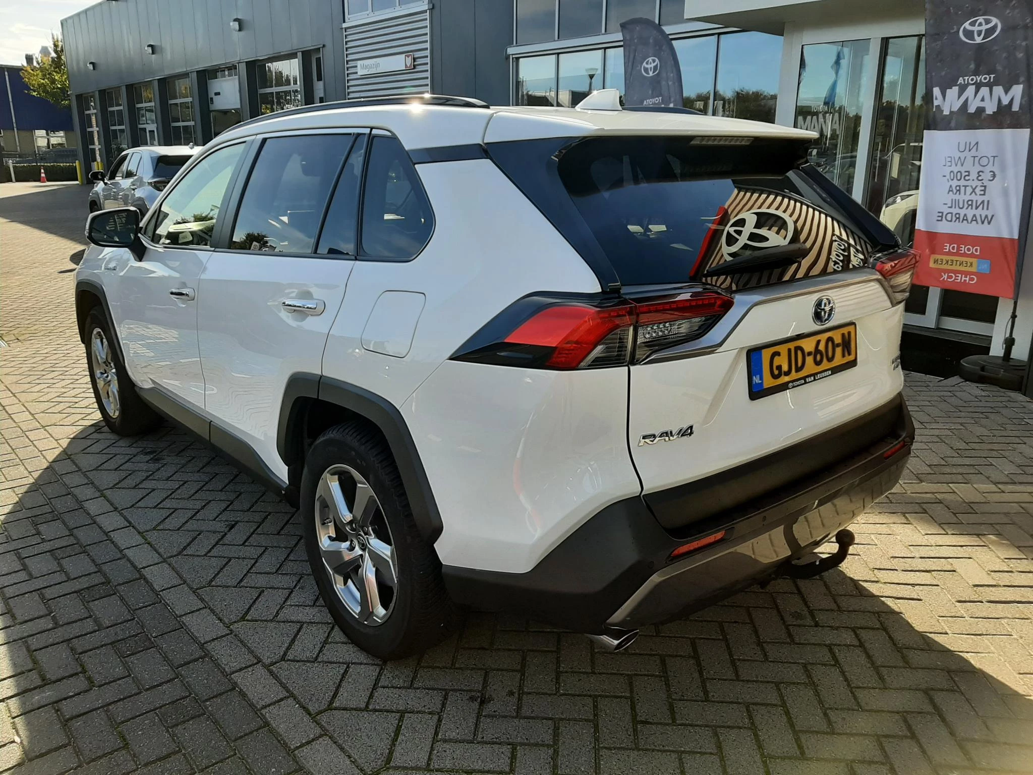 Hoofdafbeelding Toyota RAV4