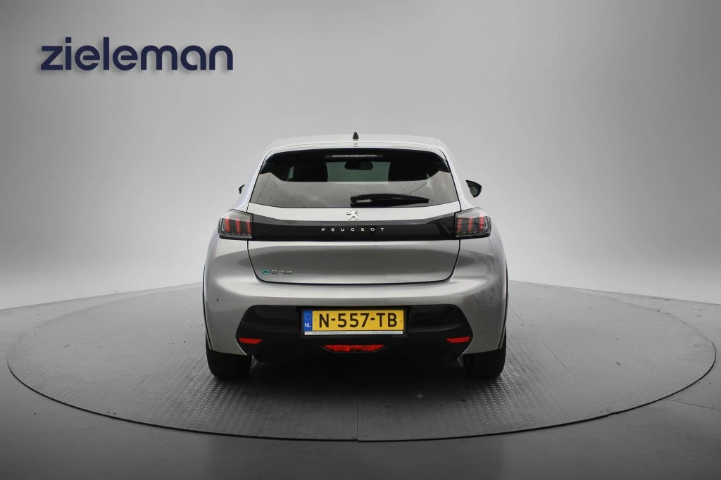 Hoofdafbeelding Peugeot e-208