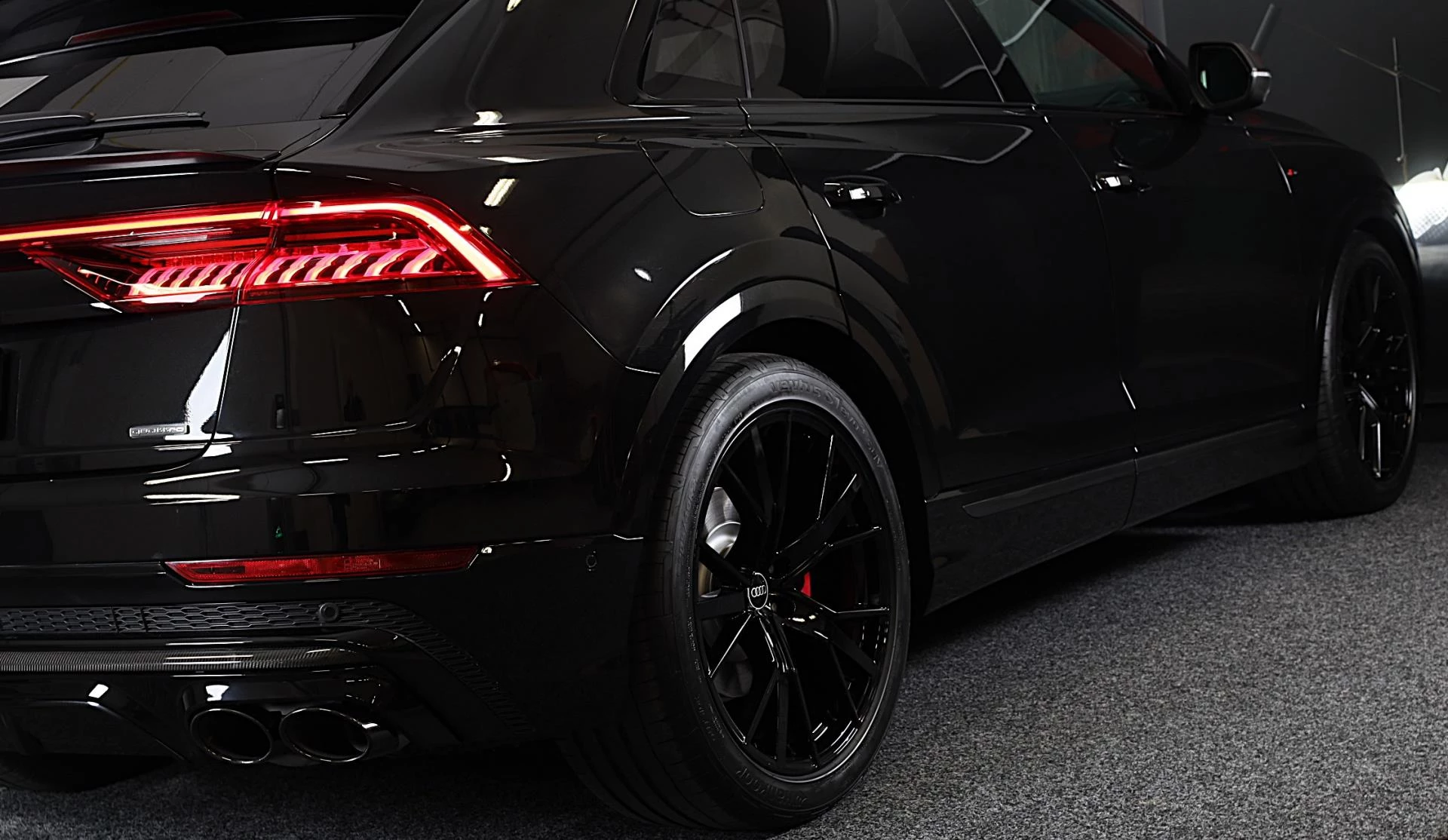 Hoofdafbeelding Audi Q8