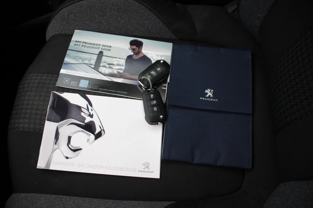 Hoofdafbeelding Peugeot 5008