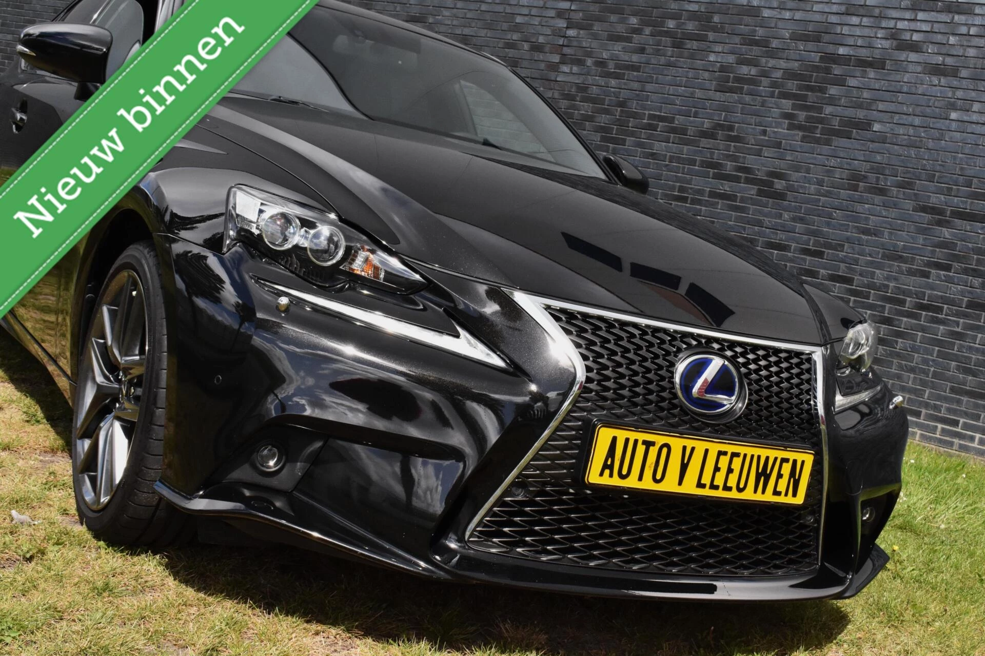 Hoofdafbeelding Lexus IS
